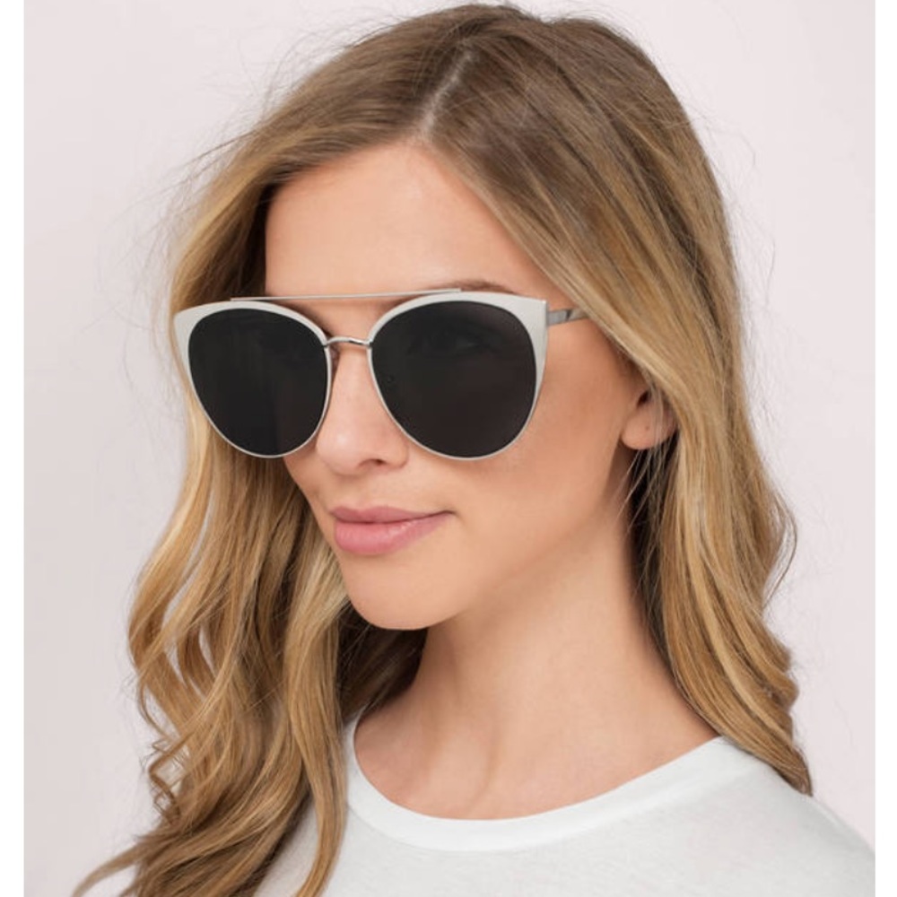 Tobi Cat-Eye Sunglasses